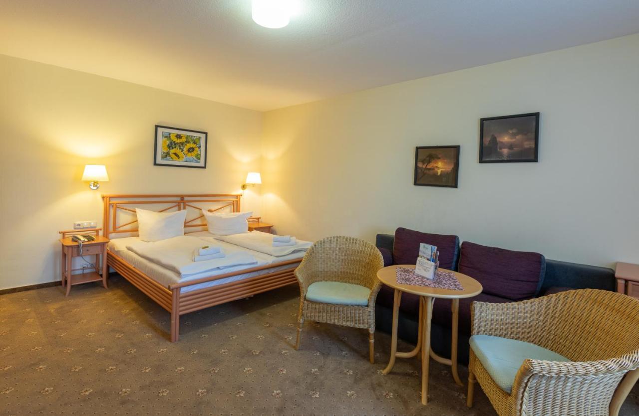 Hotel Am Wariner See Extérieur photo