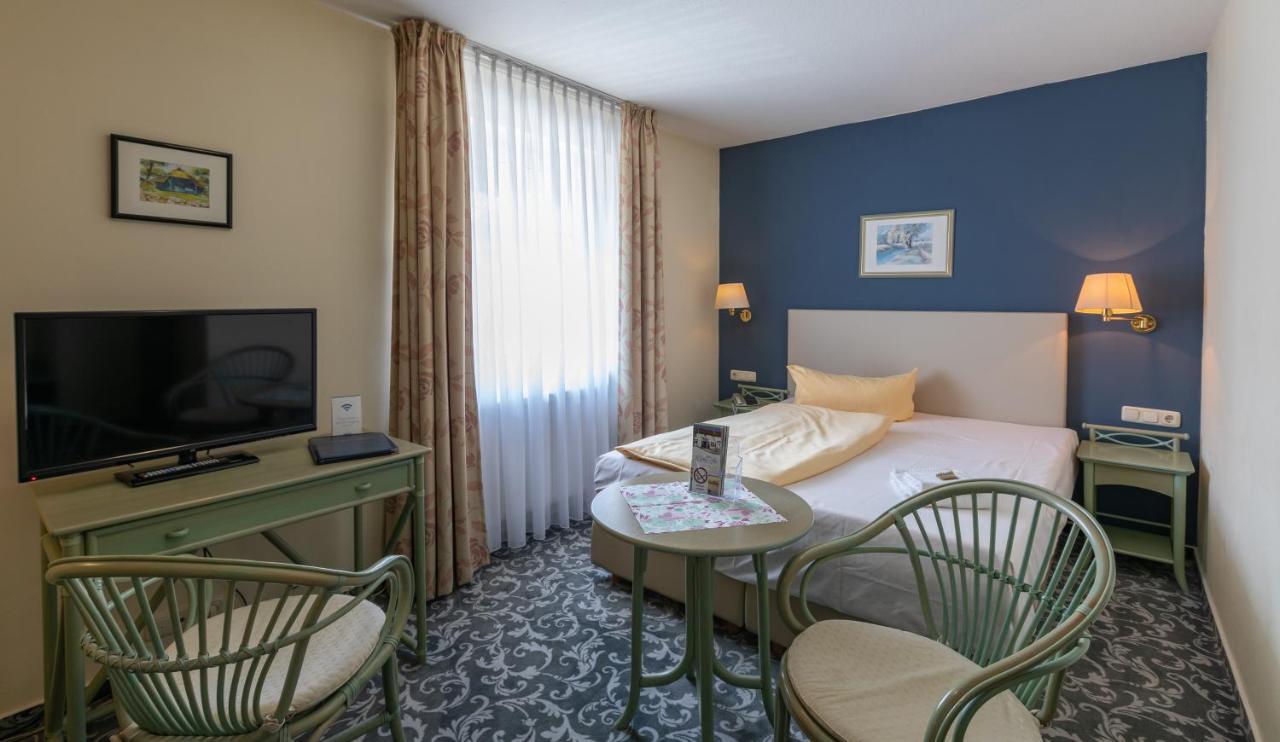 Hotel Am Wariner See Extérieur photo