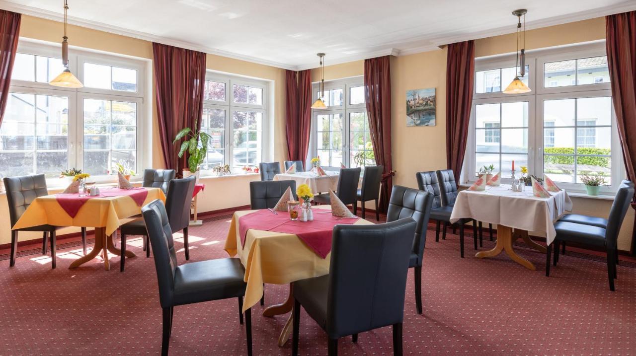 Hotel Am Wariner See Extérieur photo